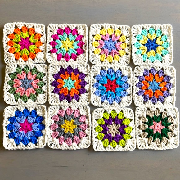 Jazzy Gems Other - 12 Crocheted Granny Squares 100% Cotton w Off-White Edge For DIY Crafts Pretty!